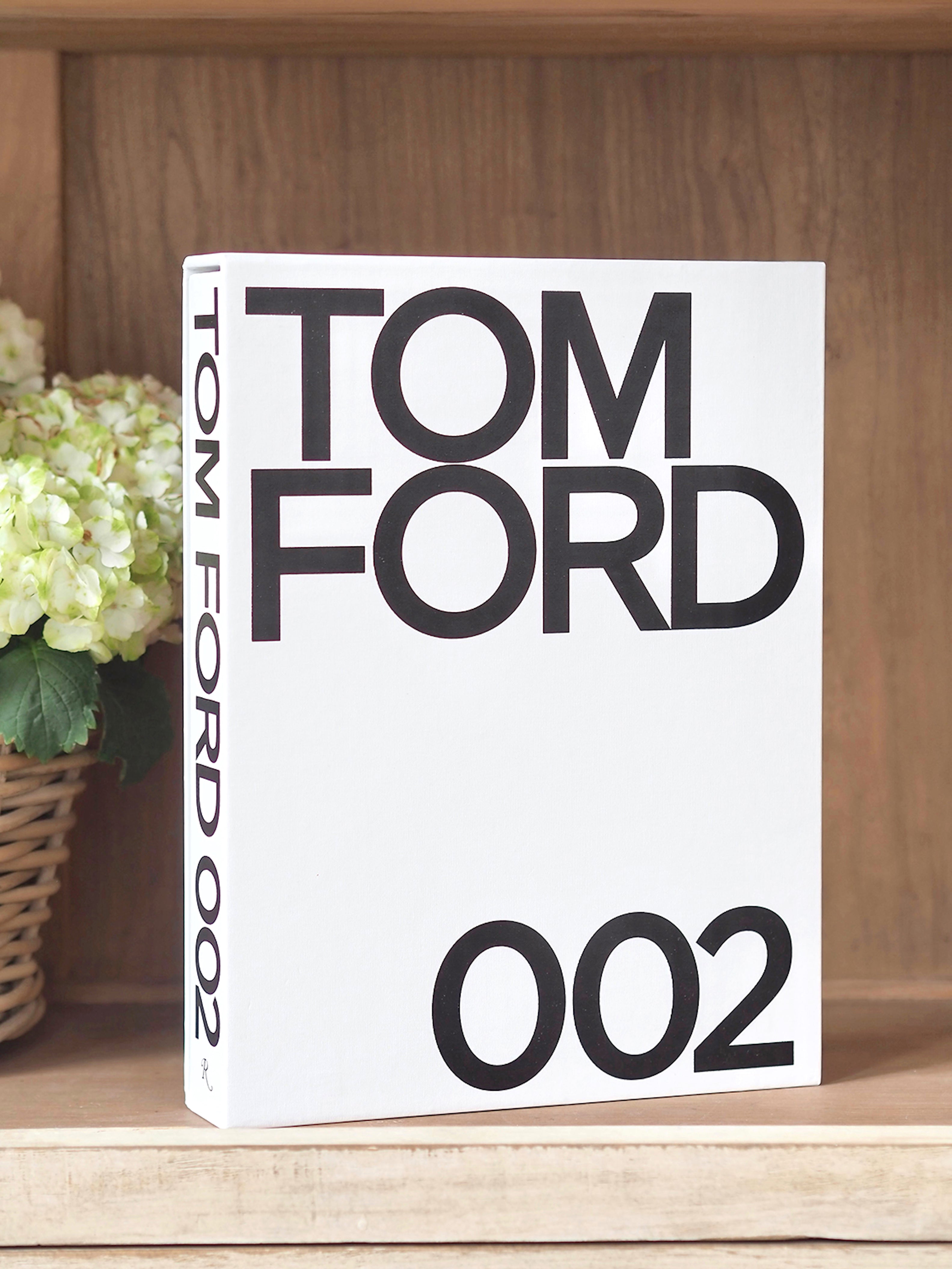 TOM FORD アートブック vtgfgsbxfcx7nrvgmmfh.jpg?v=