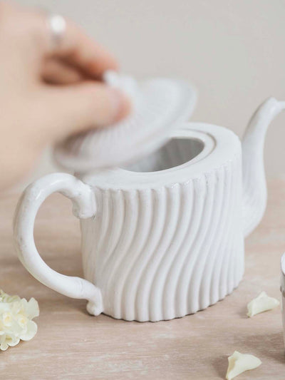 Peggy Teapot - The Cross Decor & Design