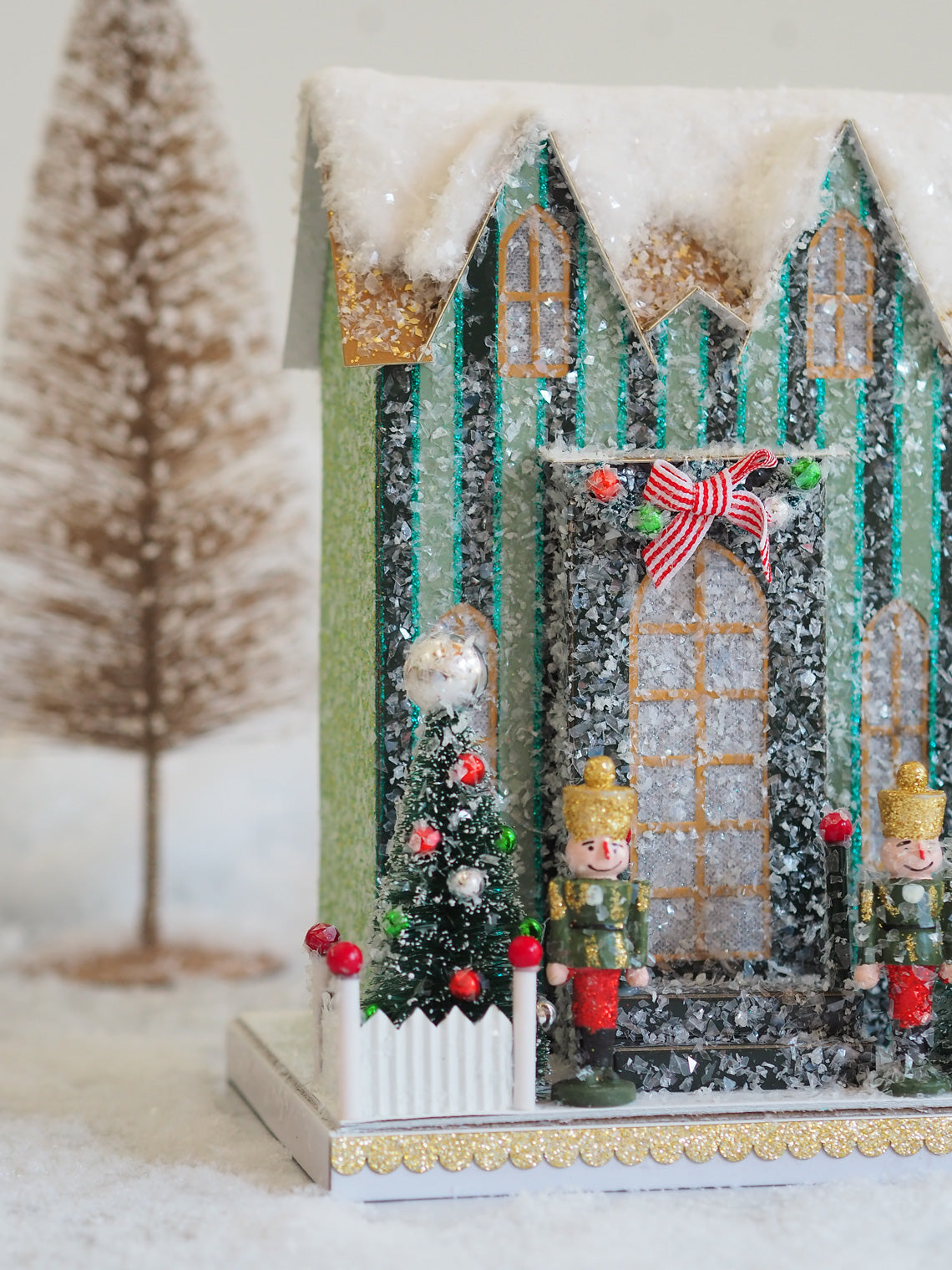 Elegant Green Stripe Manor | Battery Operated