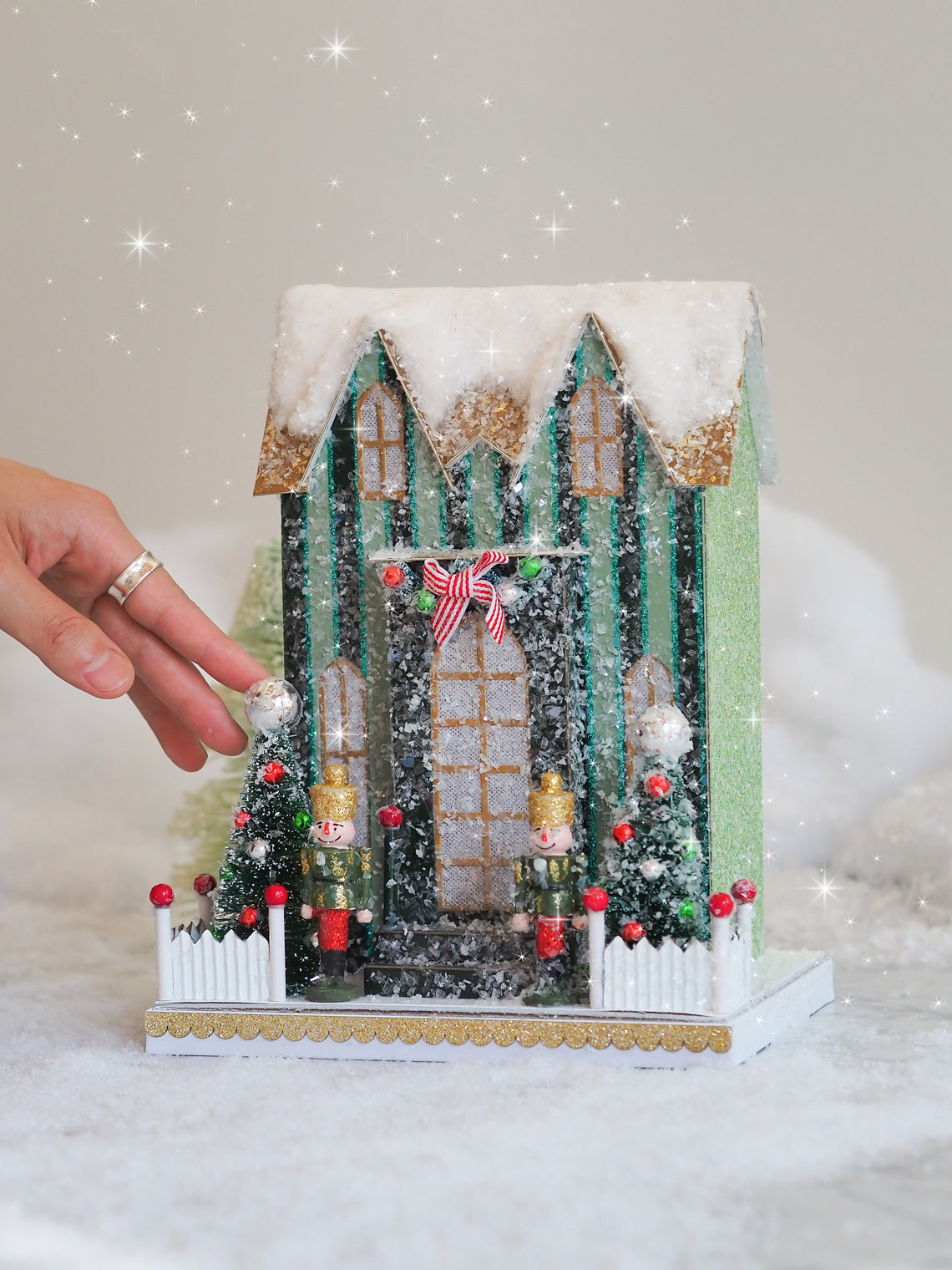 Elegant Green Stripe Manor | Battery Operated