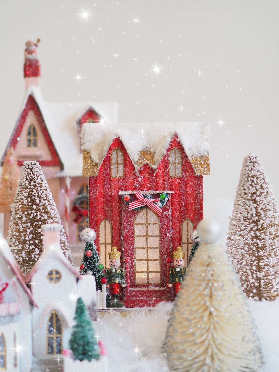 Elegant Red Stripe Manor | Battery Operated