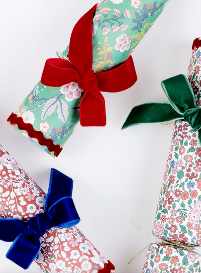Liberty Velvet Bow Crackers