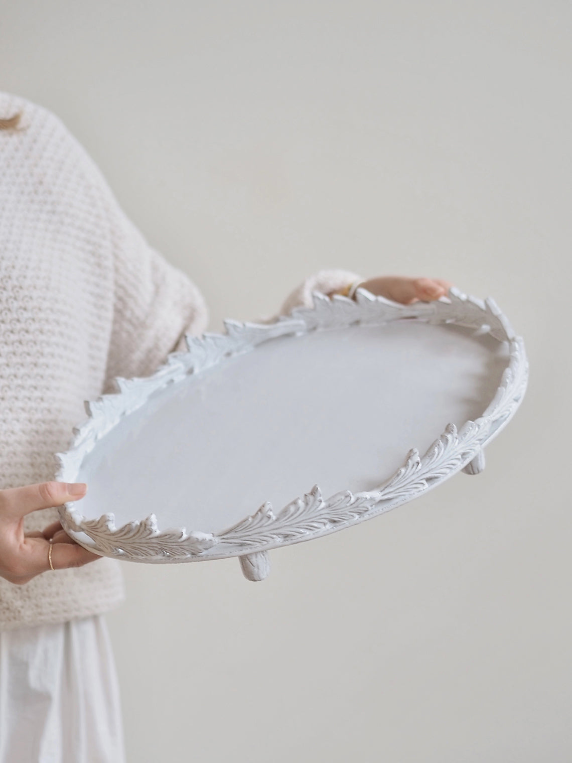 Setsuko Oval Leaf Footed Platter - The Cross Decor & Design