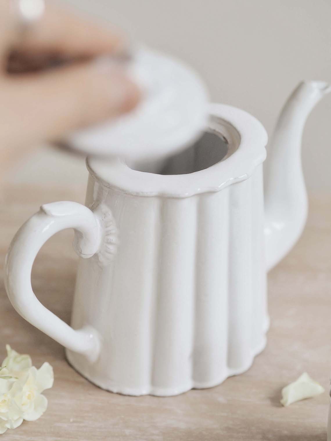 Victoria Teapot - The Cross Decor & Design
