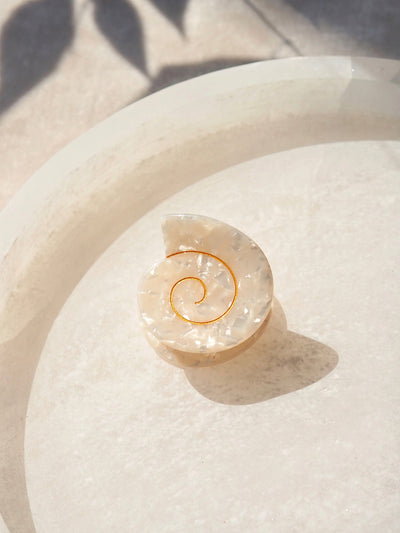 Cora Swirly Seashell Claw Clips