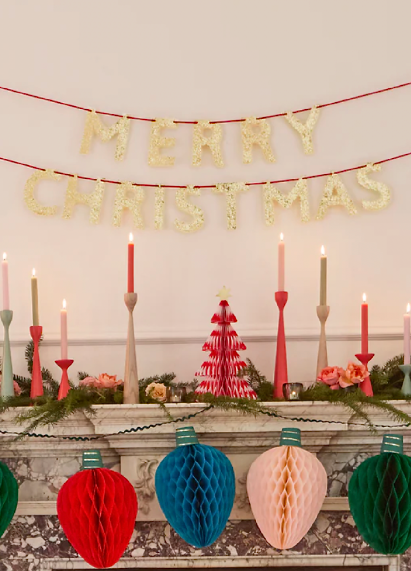 Glitter Scallop Merry Christmas Garland