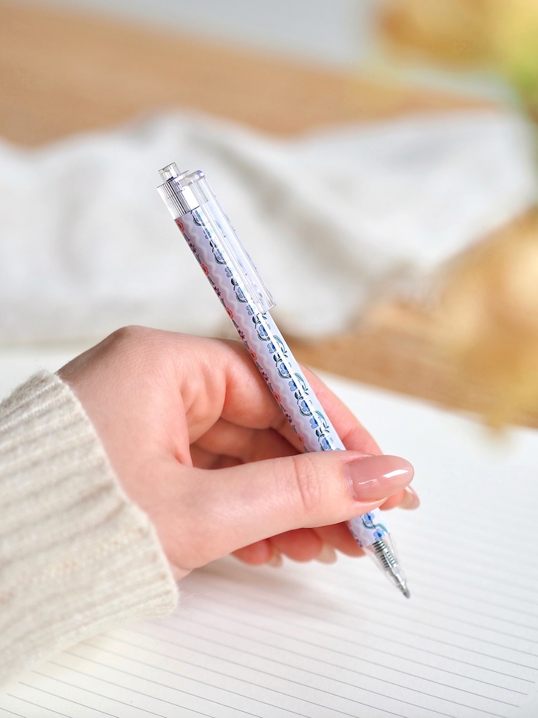 Delphine Gel Pen Set of 8 - The Cross Decor & Design