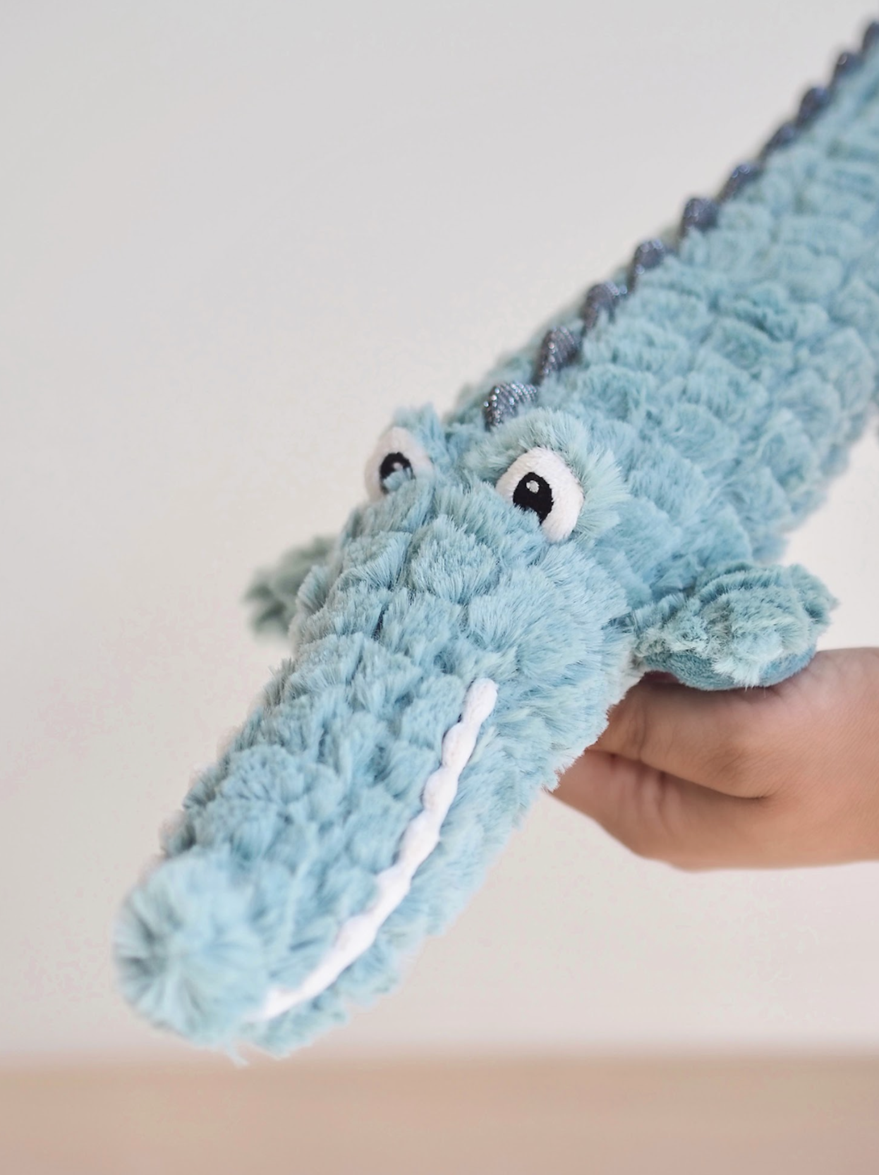 Armand Alligator - The Cross Decor & Design