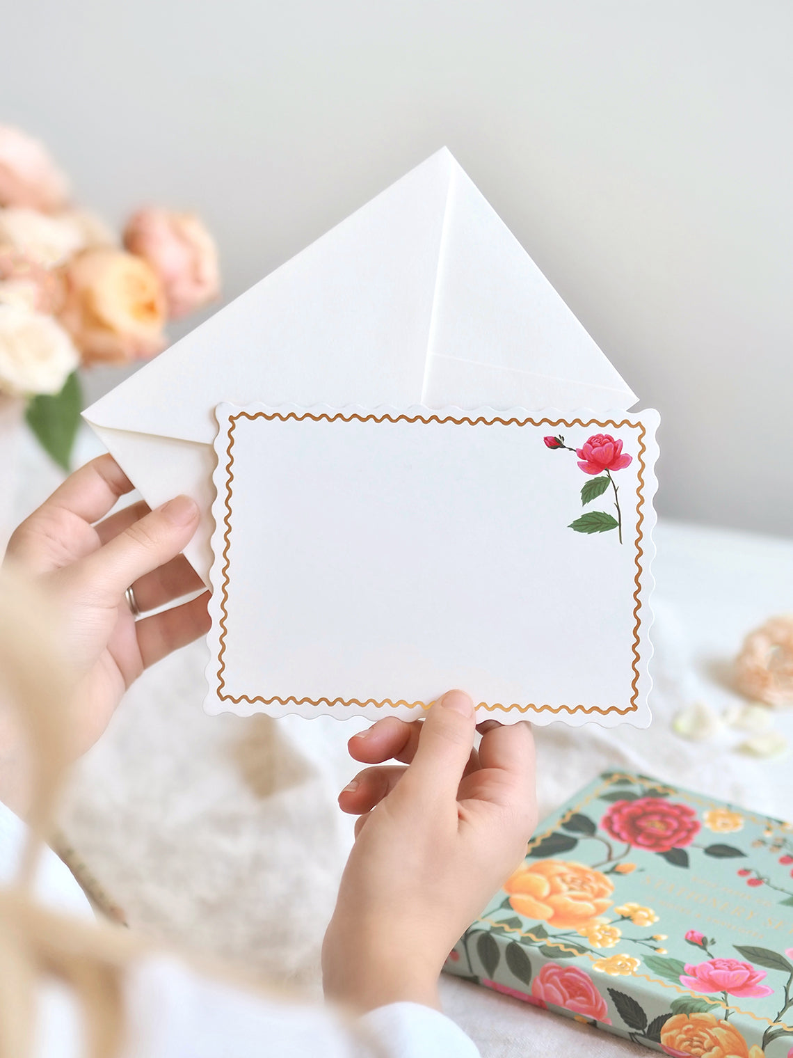Roses Stationery Set - The Cross Decor & Design