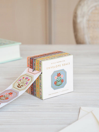 Gemma Envelope Seals