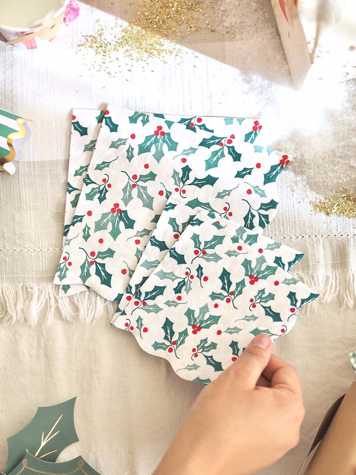 Holly Pattern Napkins