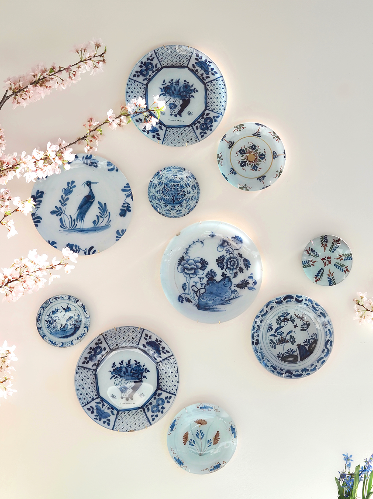 Delft #17 Plate - The Cross Decor & Design