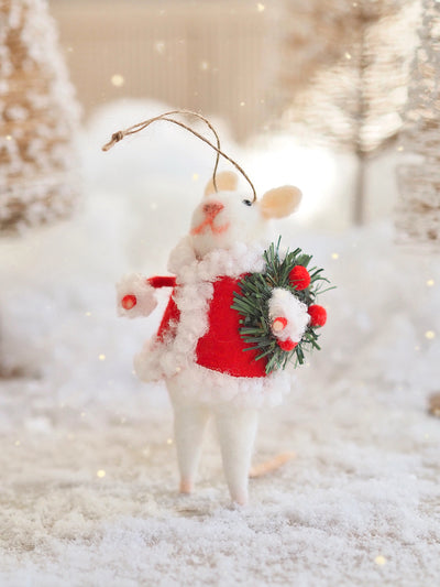 Santa Mouse w/ Wreath Ornament