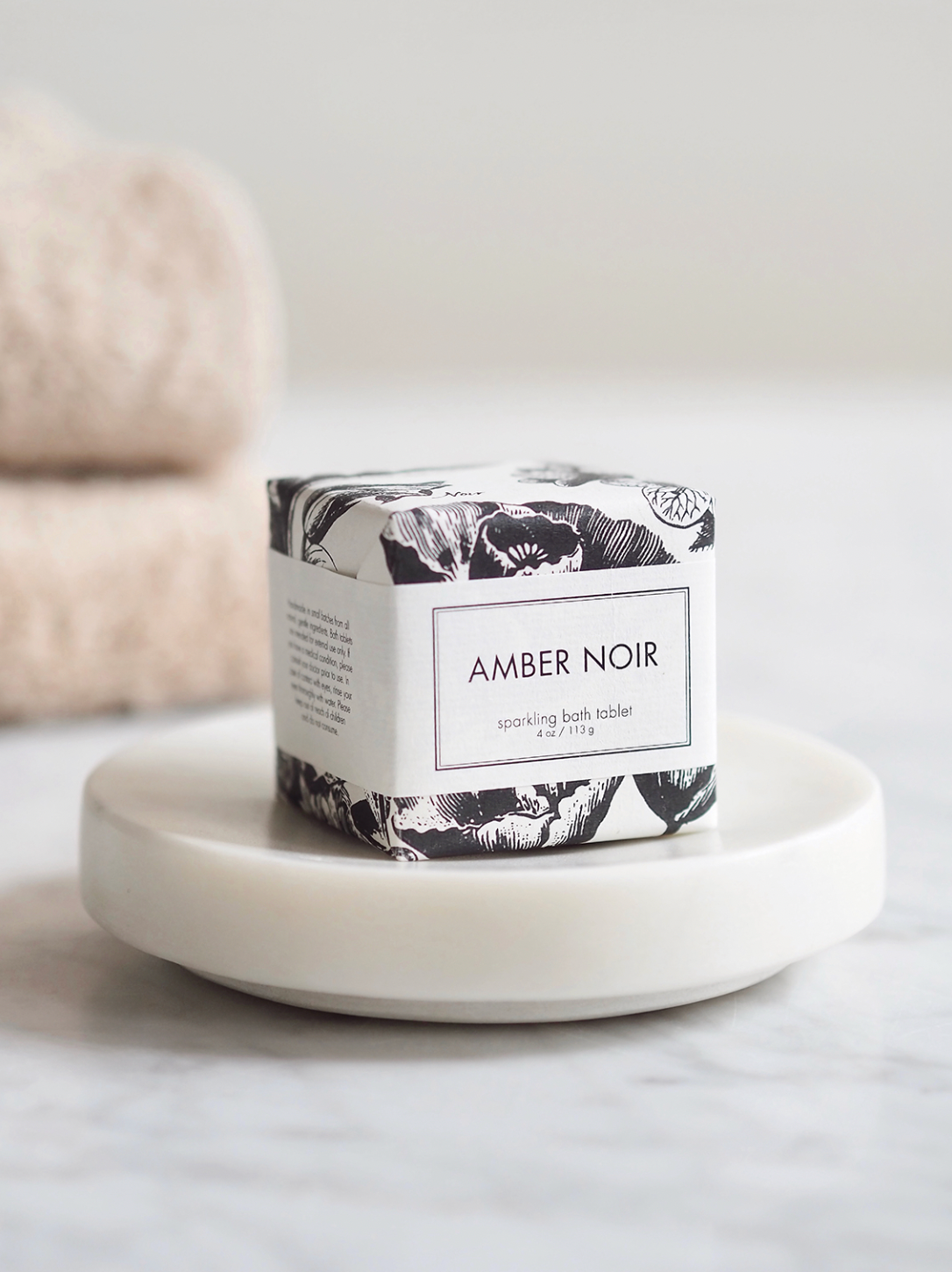Amber Noir Sparkling Bath Bomb - The Cross Decor & Design