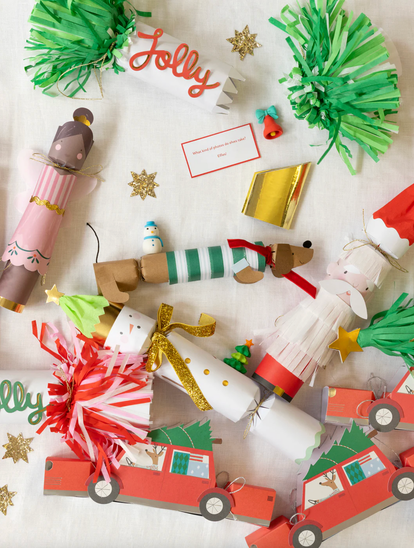 Jolly Holly Fringe Crackers