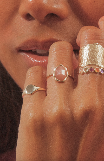 Peach Moonstone Mood Ring | 14K Gold - The Cross Decor & Design