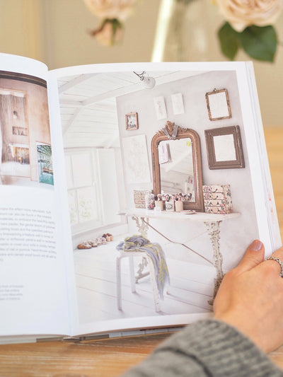 Romantic Minimalist : Simple Homes Book - The Cross Decor & Design