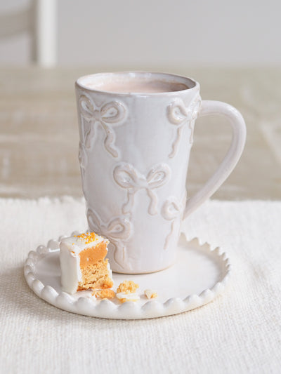 Lacy Bows Mug