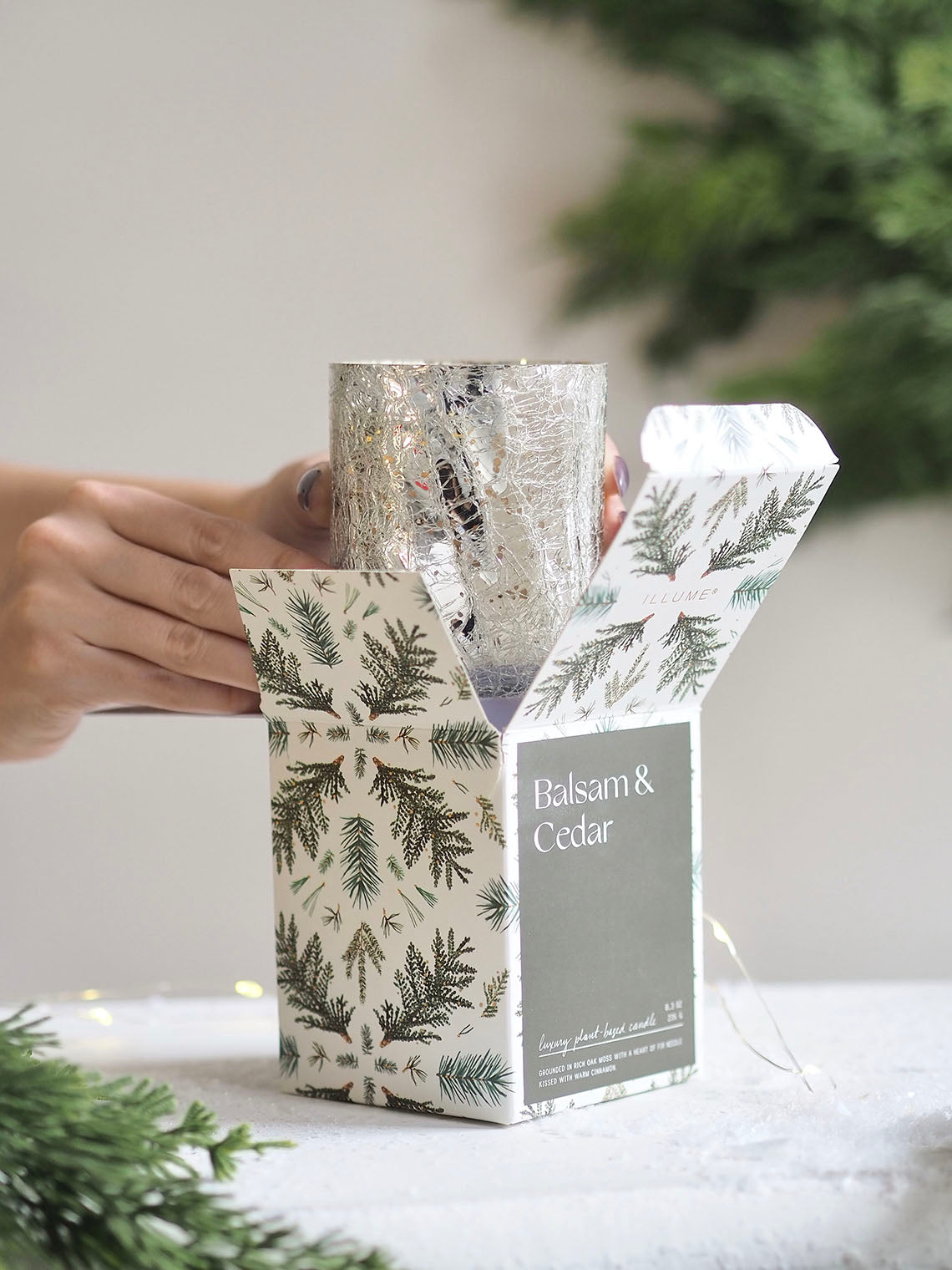 Balsam & Cedar Crackle Glass Candle | Small