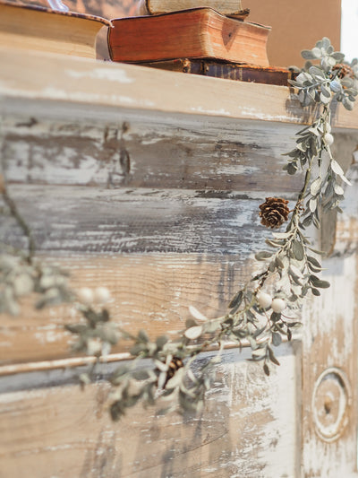 Faux Boxwood & Pinecones Garland