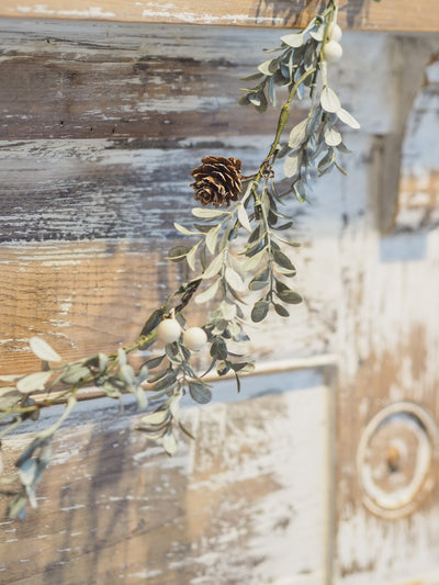 Faux Boxwood & Pinecones Garland