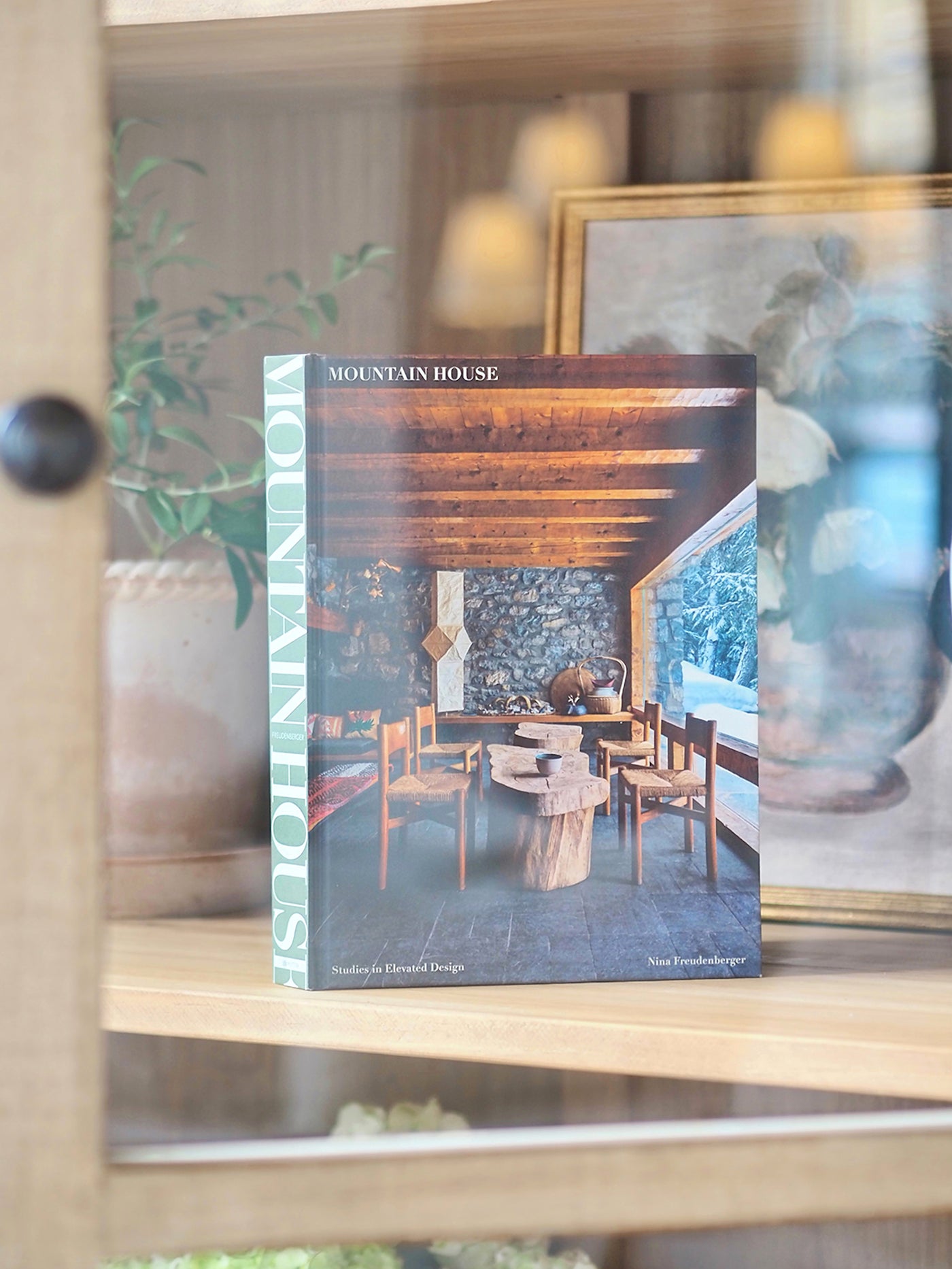 Mountain House Book - The Cross Decor & Design