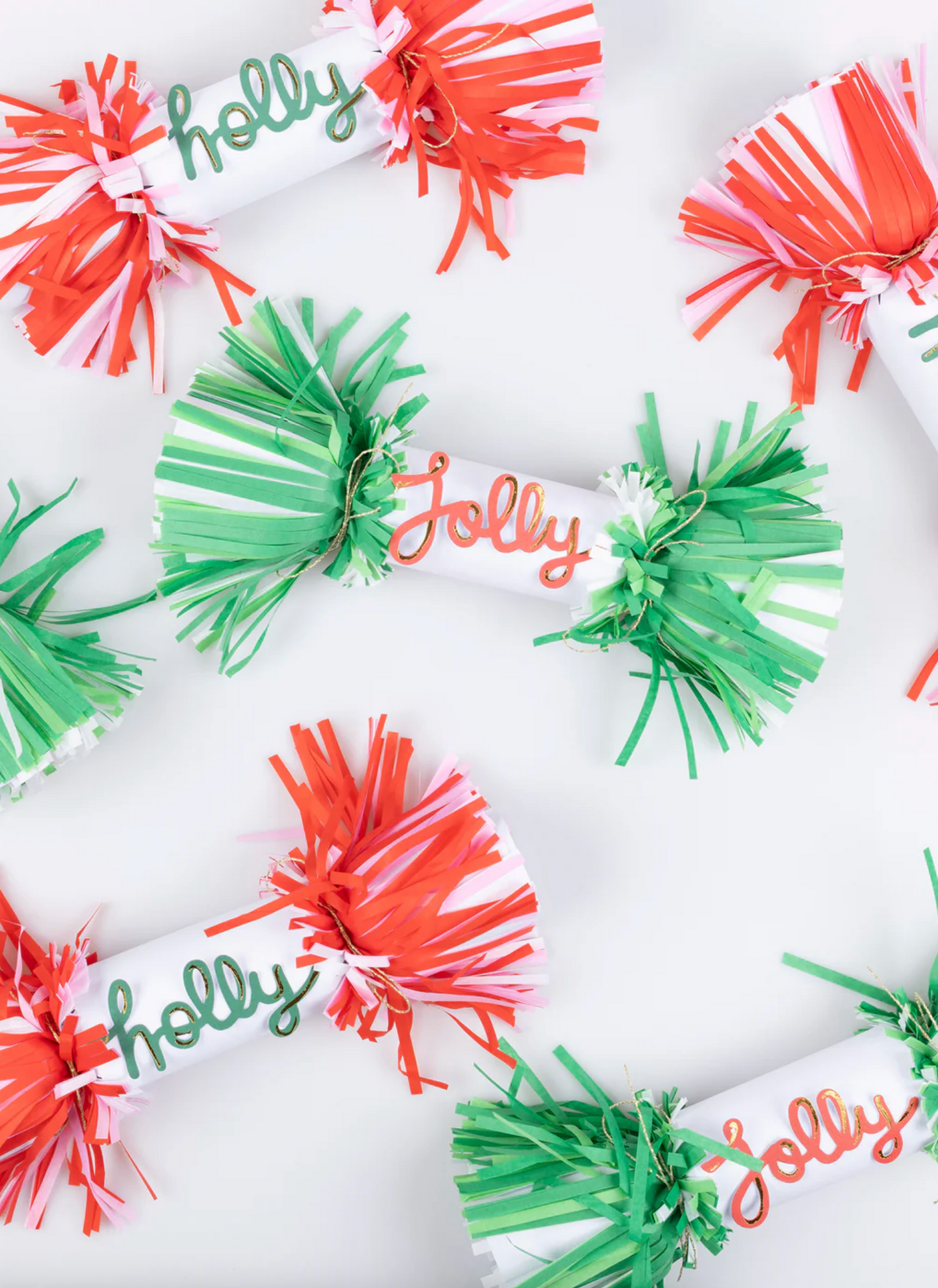 Jolly Holly Fringe Crackers