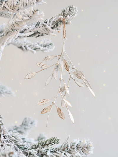 White Rustic Mistletoe Ornament