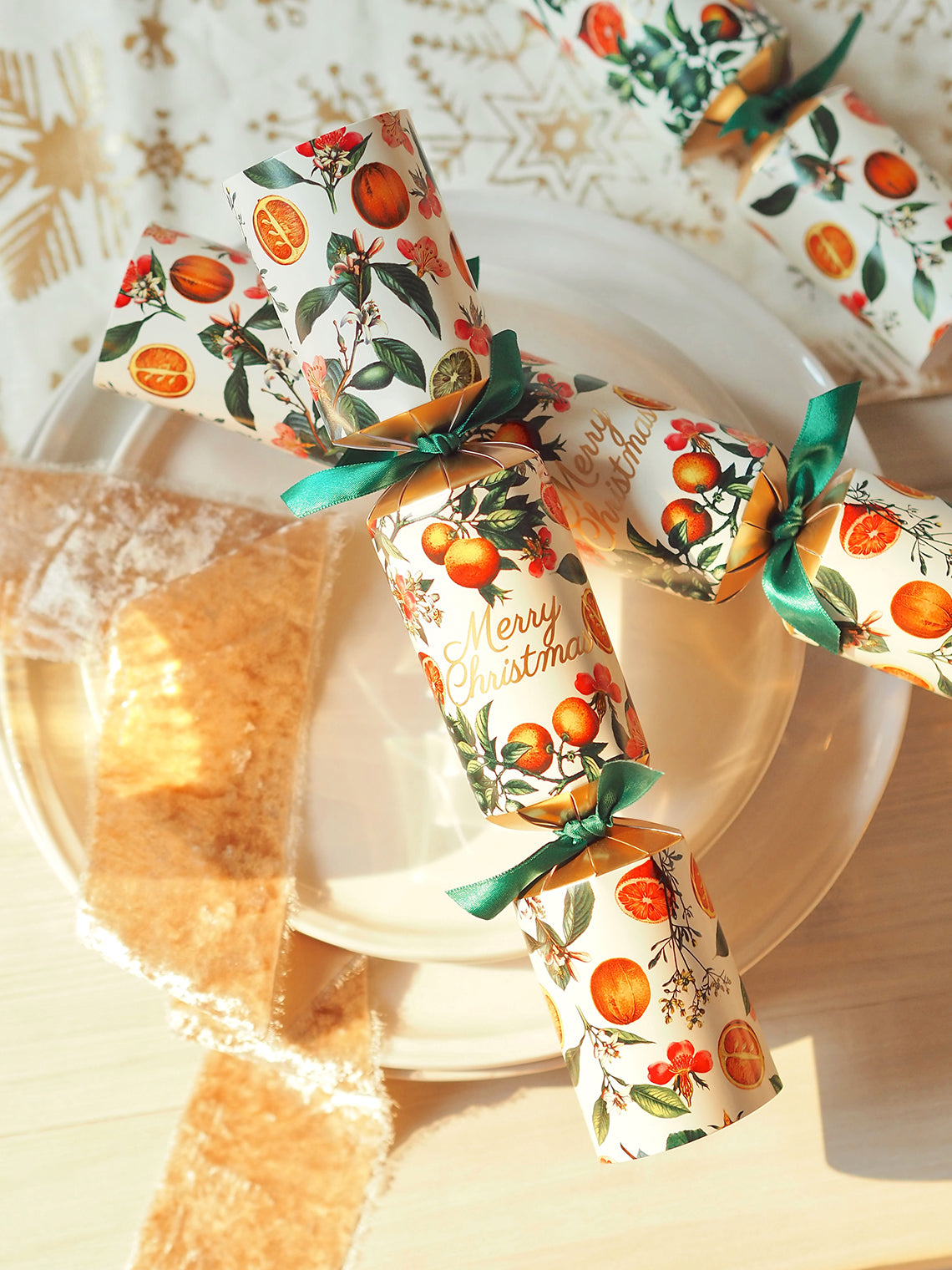 Antique White Oranges Crackers