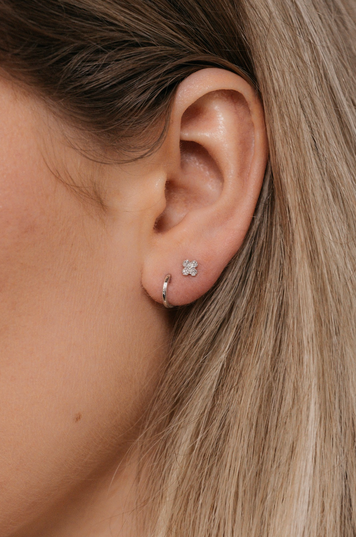 Sophia Huggies | 14K White Gold