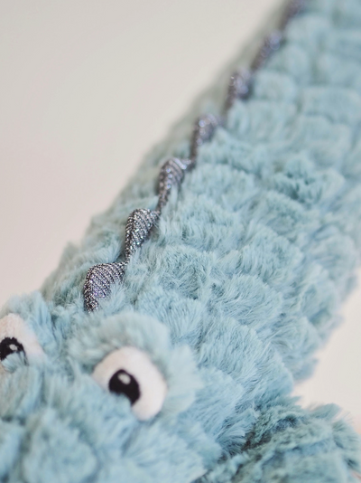 Armand Alligator - The Cross Decor & Design