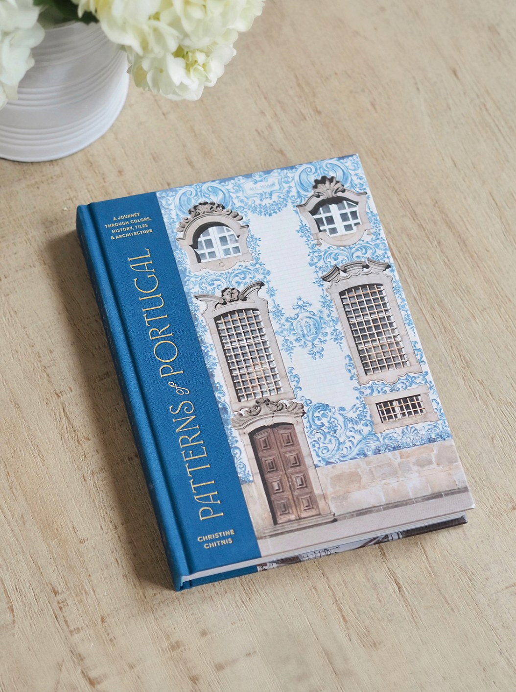Patterns of Portugal Book - The Cross Decor & Design