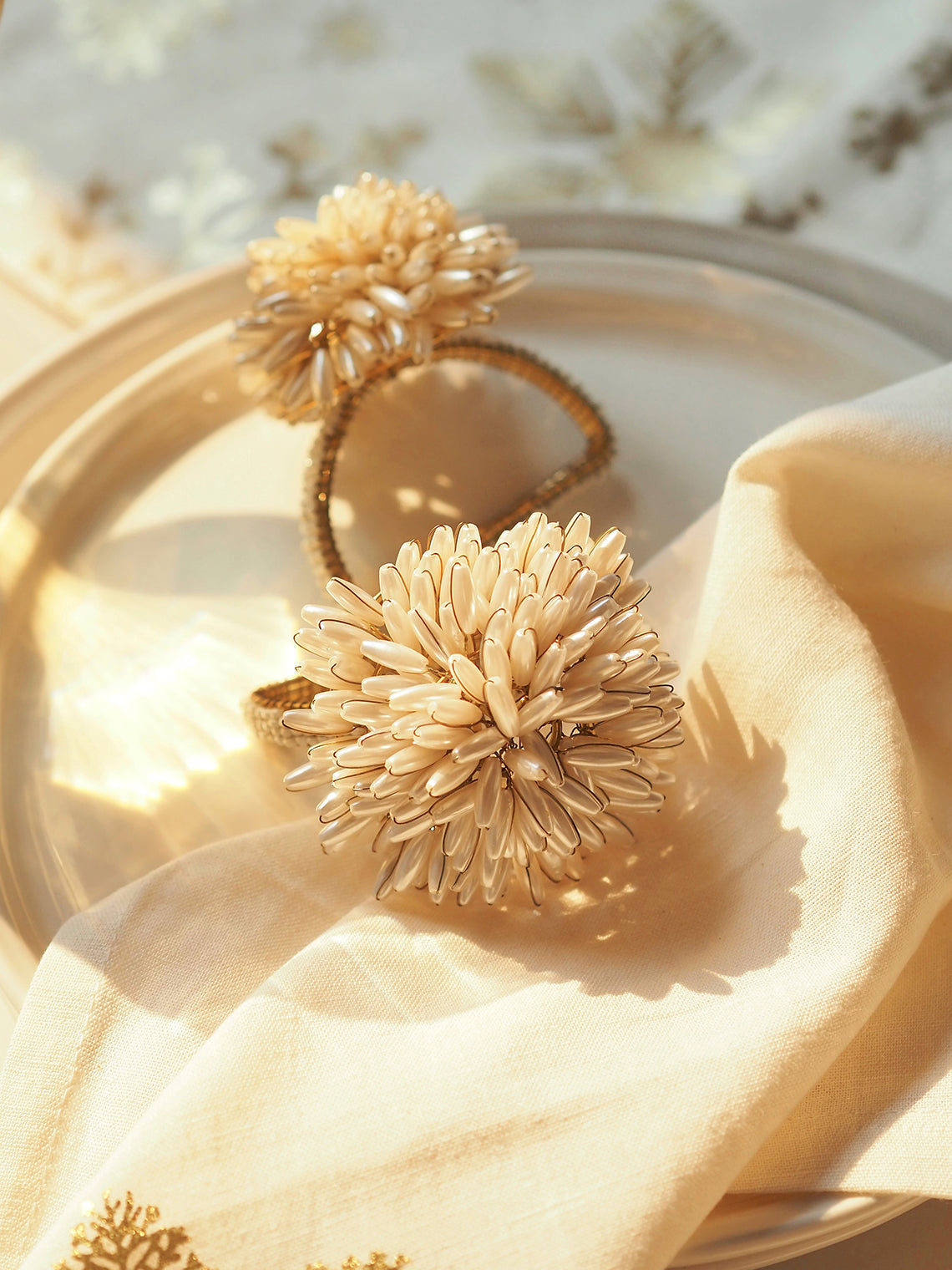 Pearl Cluster Napkin Ring