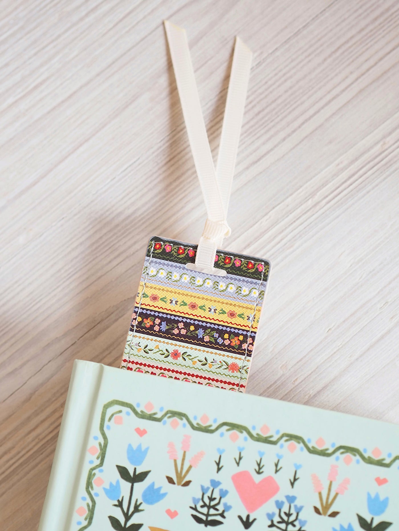 Gemma Bookmark