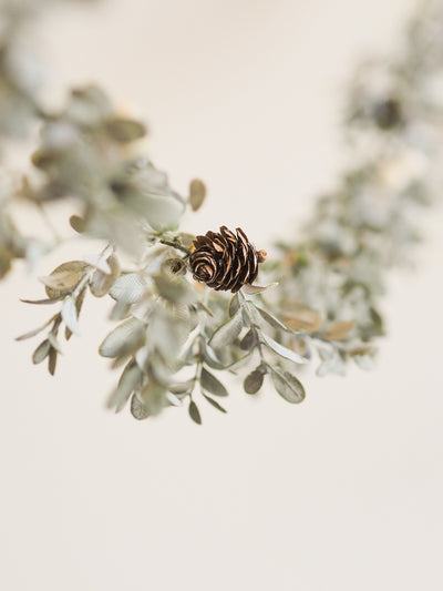 Faux Boxwood & Pinecones Garland