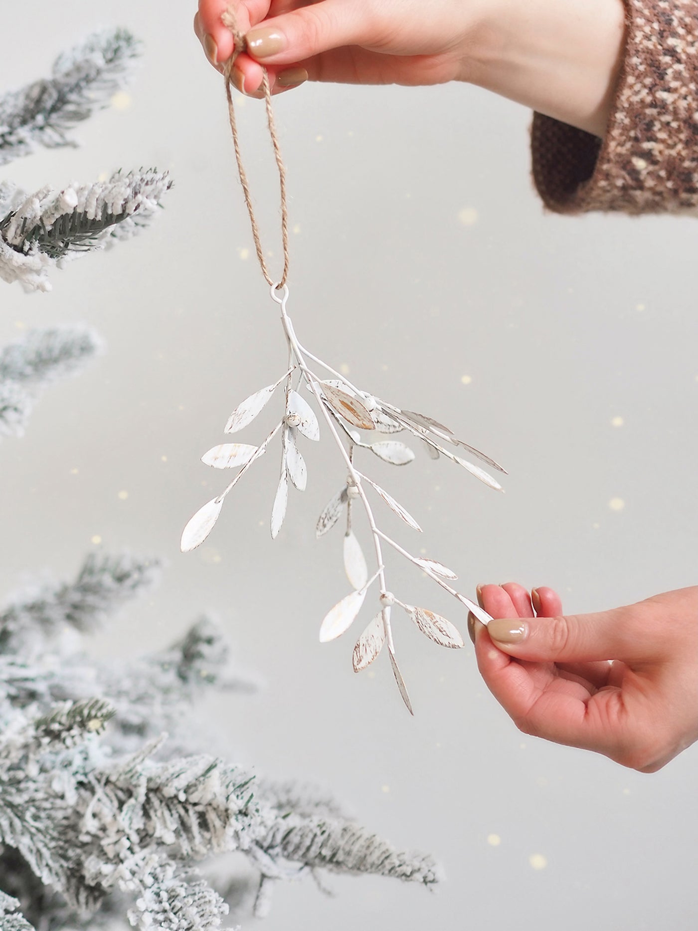 White Rustic Mistletoe Ornament