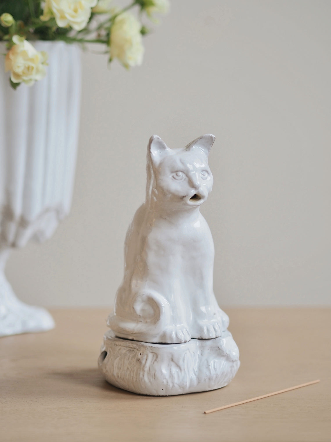 Astier de Villatte | Setsuko Cat Incense Burner | The Cross Decor