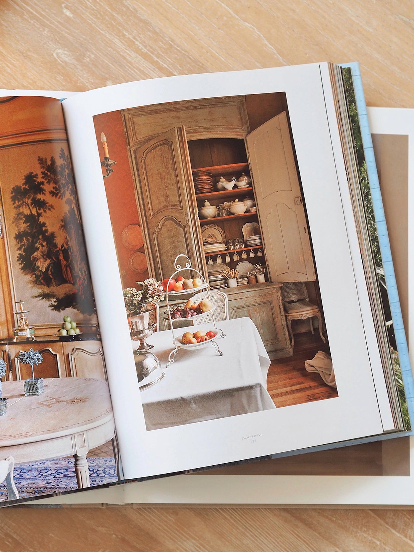 Provence Style Book - The Cross Decor & Design