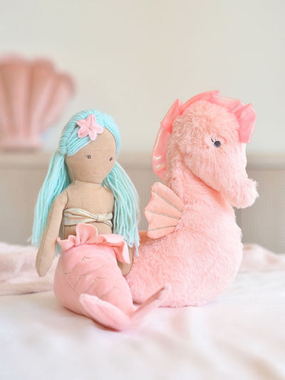 Saby the Seahorse - The Cross Decor & Design