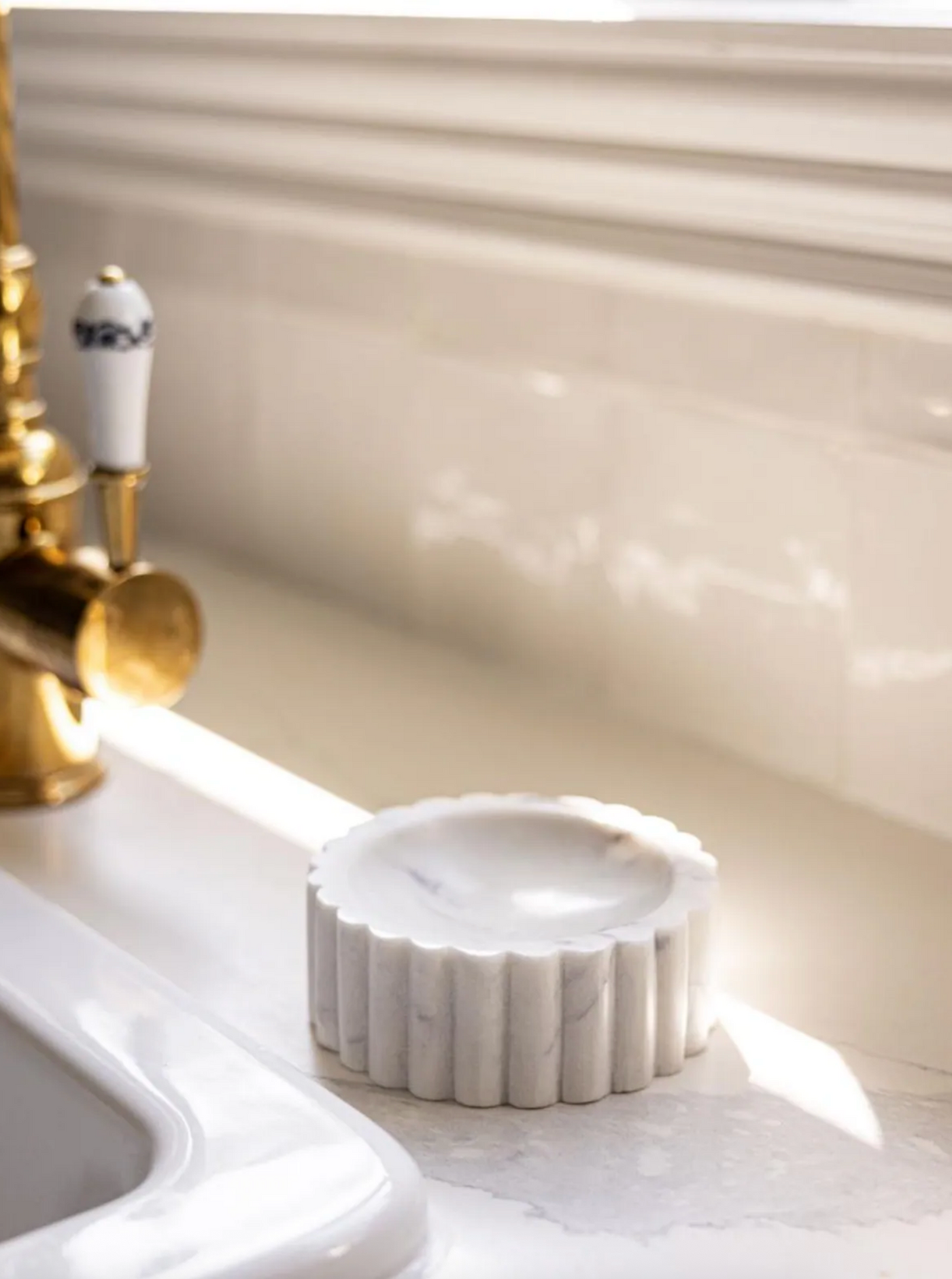 White Marble Fluted Soap Dish