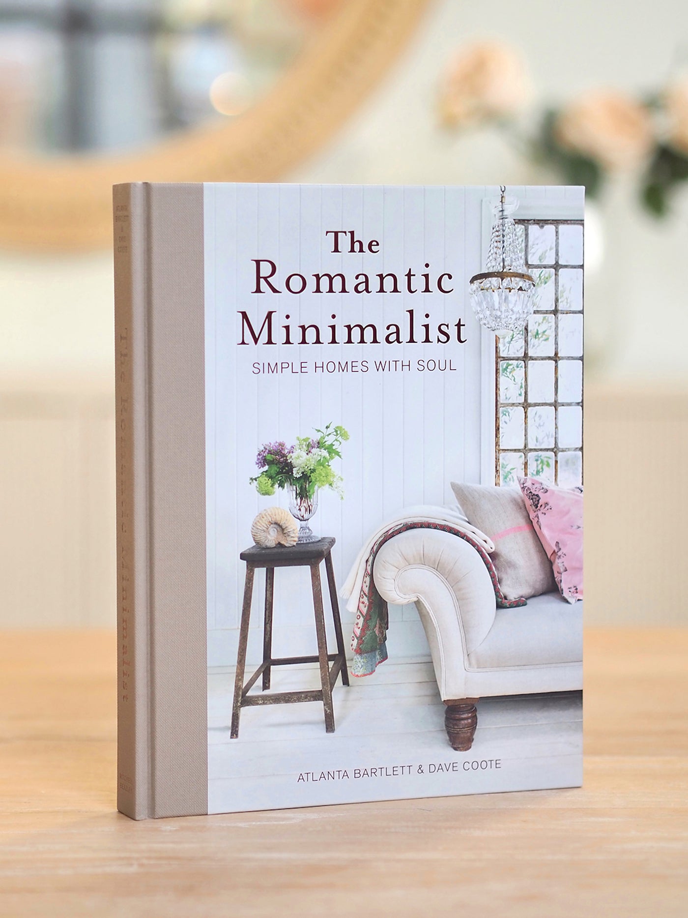 Romantic Minimalist : Simple Homes Book - The Cross Decor & Design