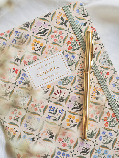 Estee Journal with Pen - The Cross Decor & Design