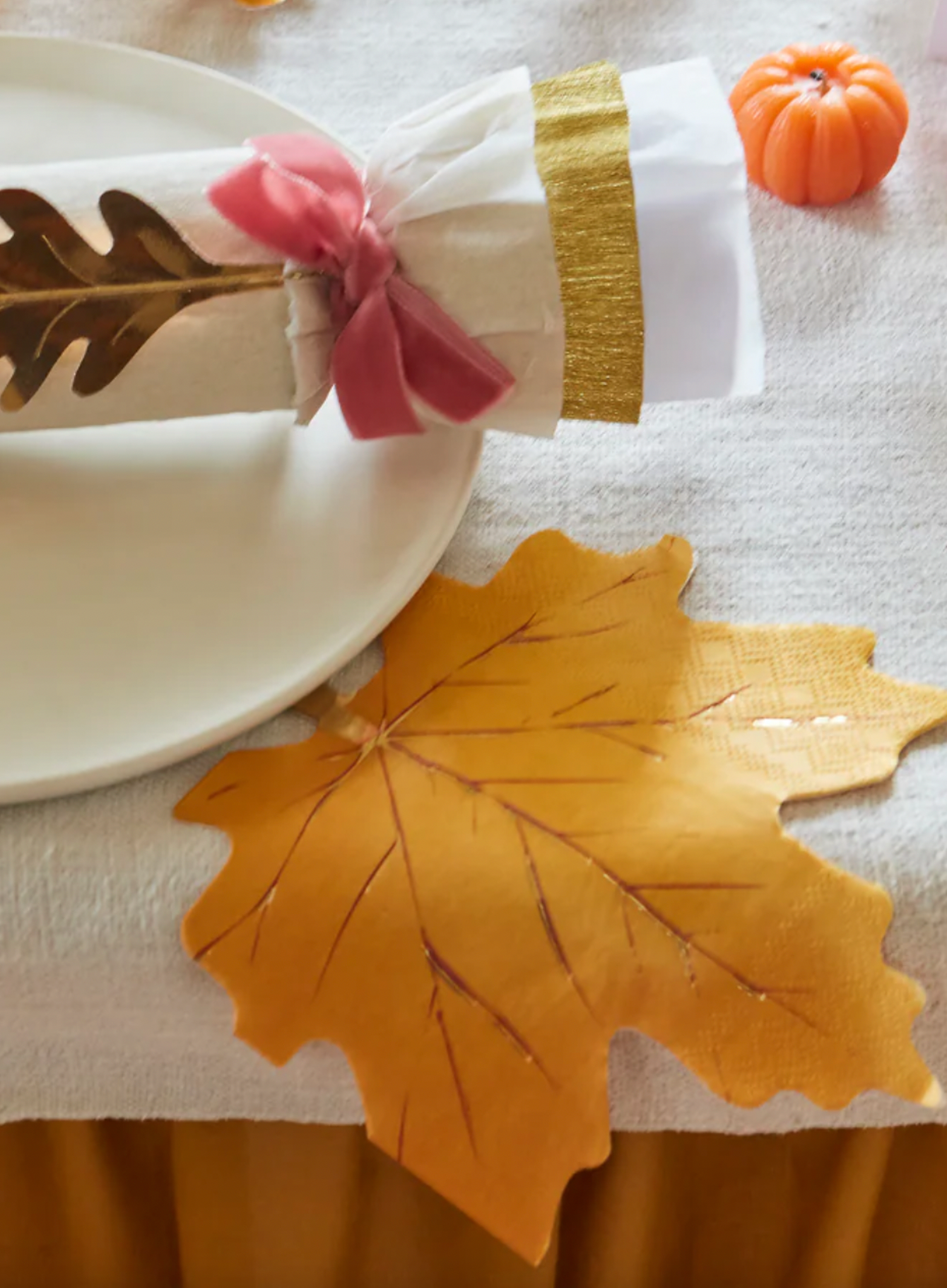 Maple Leaf Shaped Napkins - The Cross Decor & Design