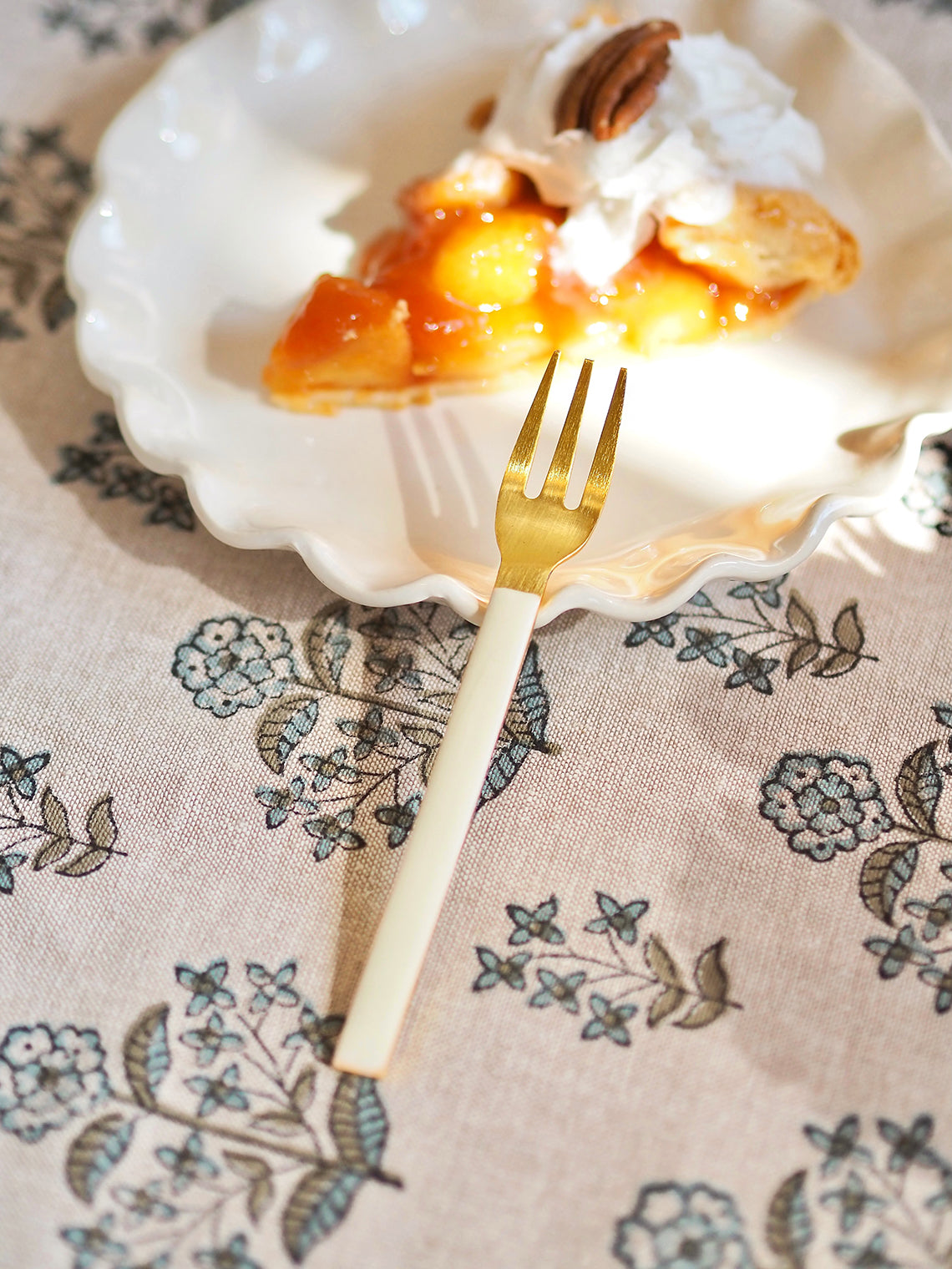 Ivory Luxe Dessert Fork - The Cross Decor & Design