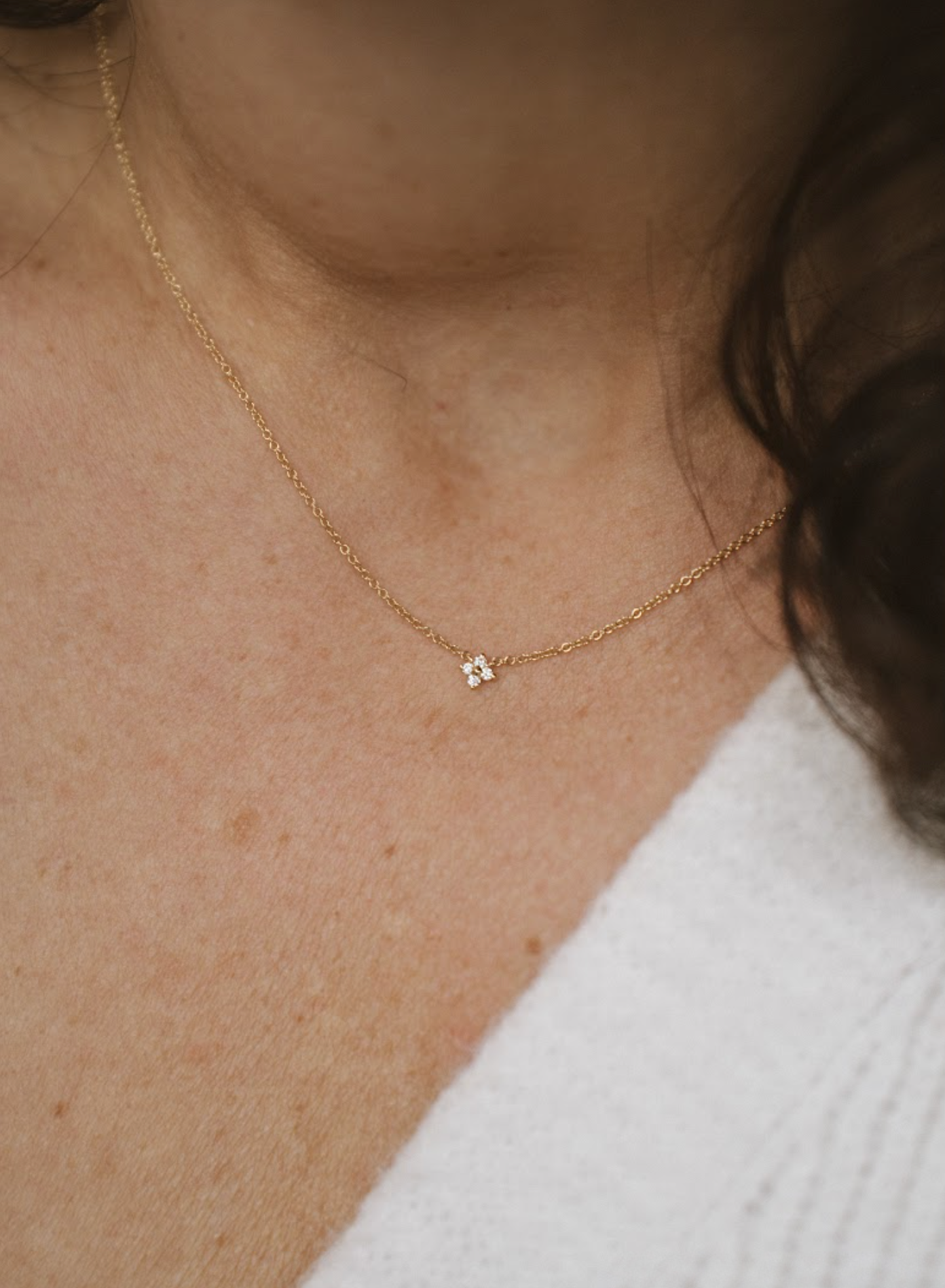 Single Stella Necklace | 14K Gold - The Cross Decor & Design