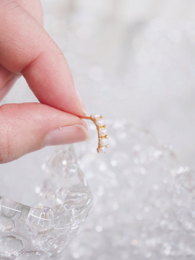 Kusshi Pearl Huggies - The Cross Decor & Design